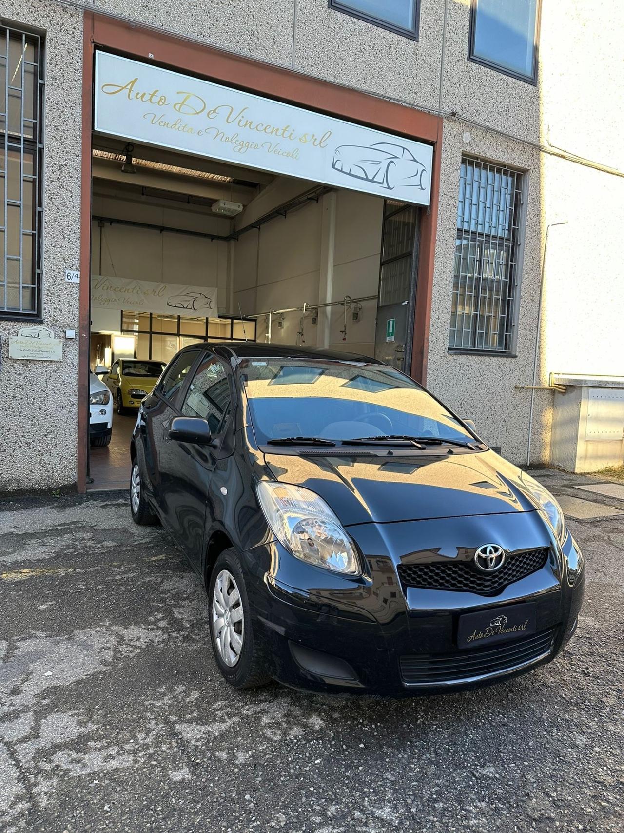 Toyota Yaris 1.0 5 porte Now