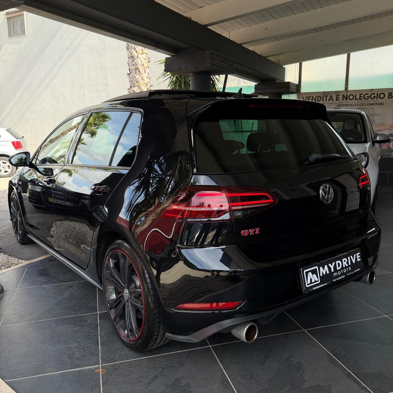 Volkswagen Golf GTI Performance Full