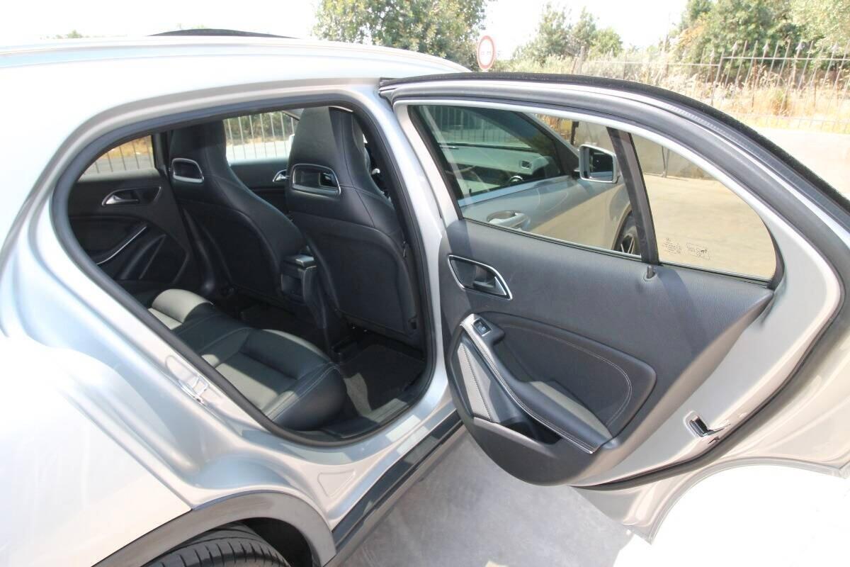 Mercedes GLA 200 d Automatic Sport | 2015