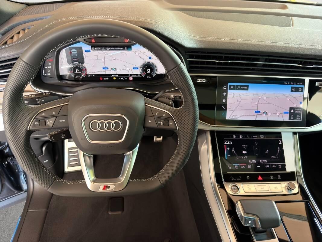 Audi Q8 3.0 tdi 286cv S line quattro 286cv Valcona Ventilati