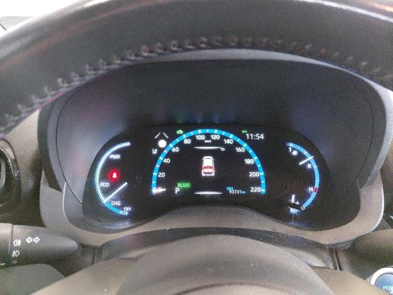 TOYOTA YARIS CROSS 1.5H HYBRID 92 CV E-CVT BUSINESS AUTO SUV