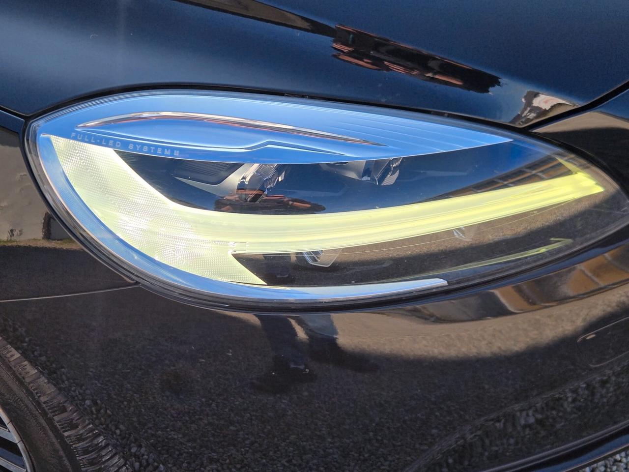 VOLVO V40 D2 MOMENTUM 2.0 DIESEL