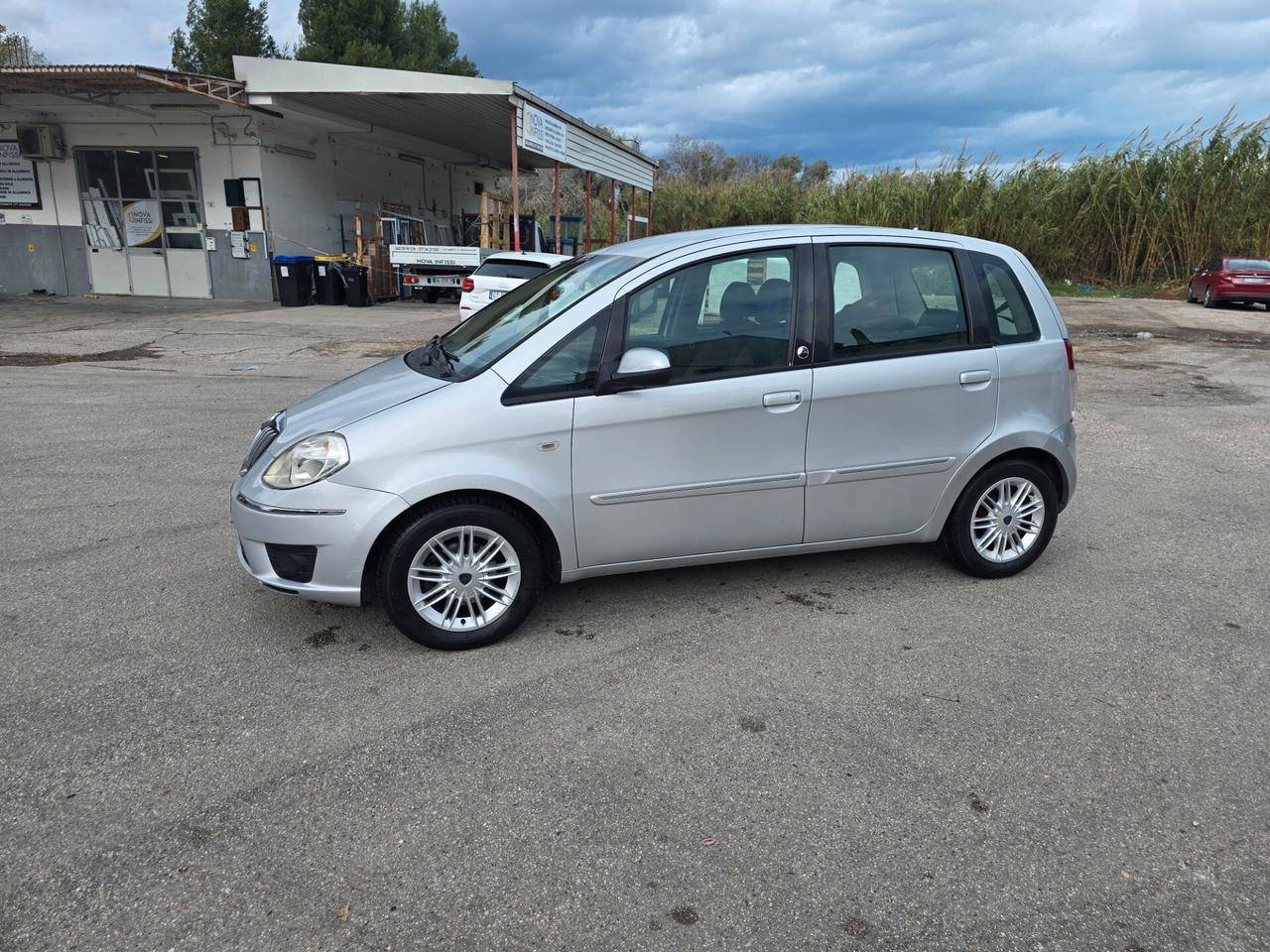 Lancia MUSA 1.4 Argento Ecochic GPL