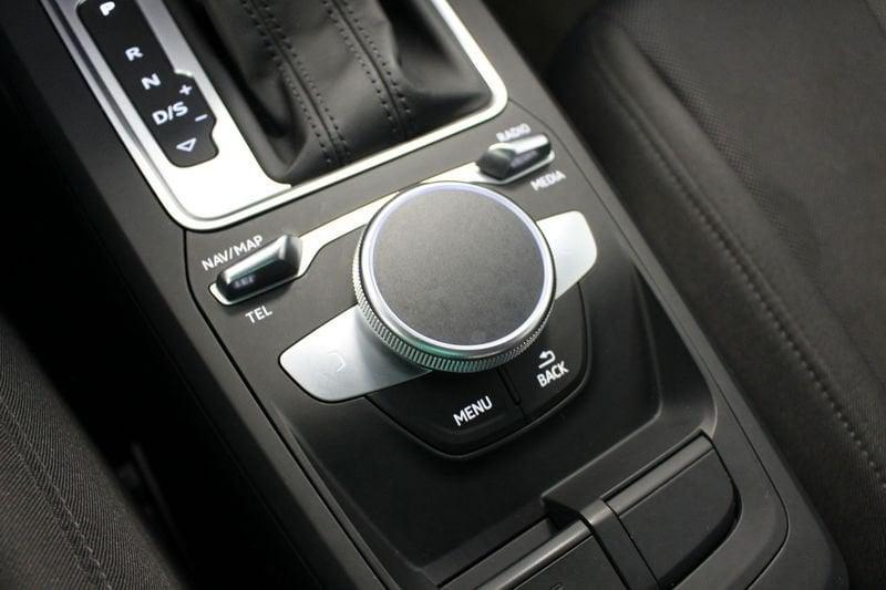Audi Q2 Q2 30 TDI S tronic Business