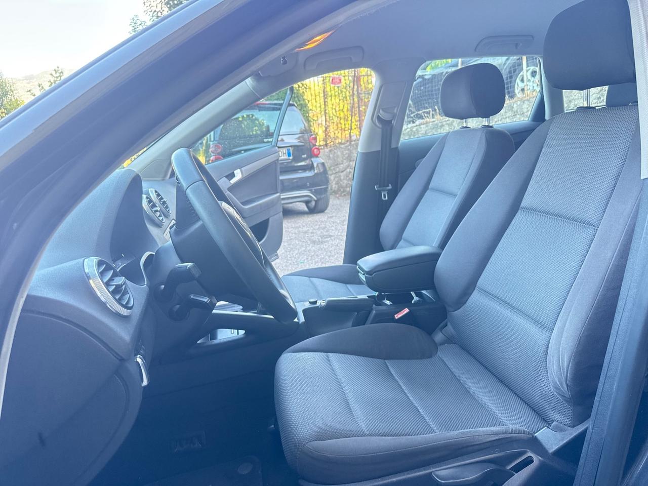 Audi A3 SPB 1.6 TDI 105 CV CR Ambition