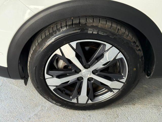PEUGEOT 3008 BlueHDi 130 S&S Allure