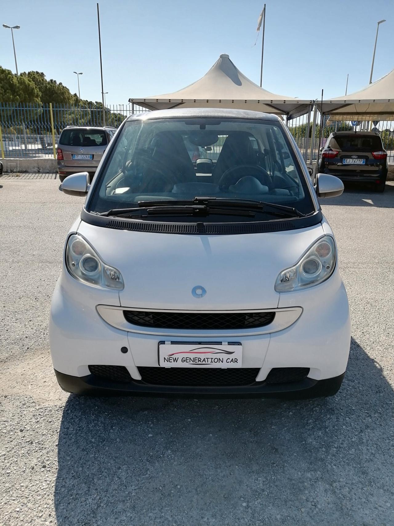 Smart ForTwo 1000 62 kW coupé passion