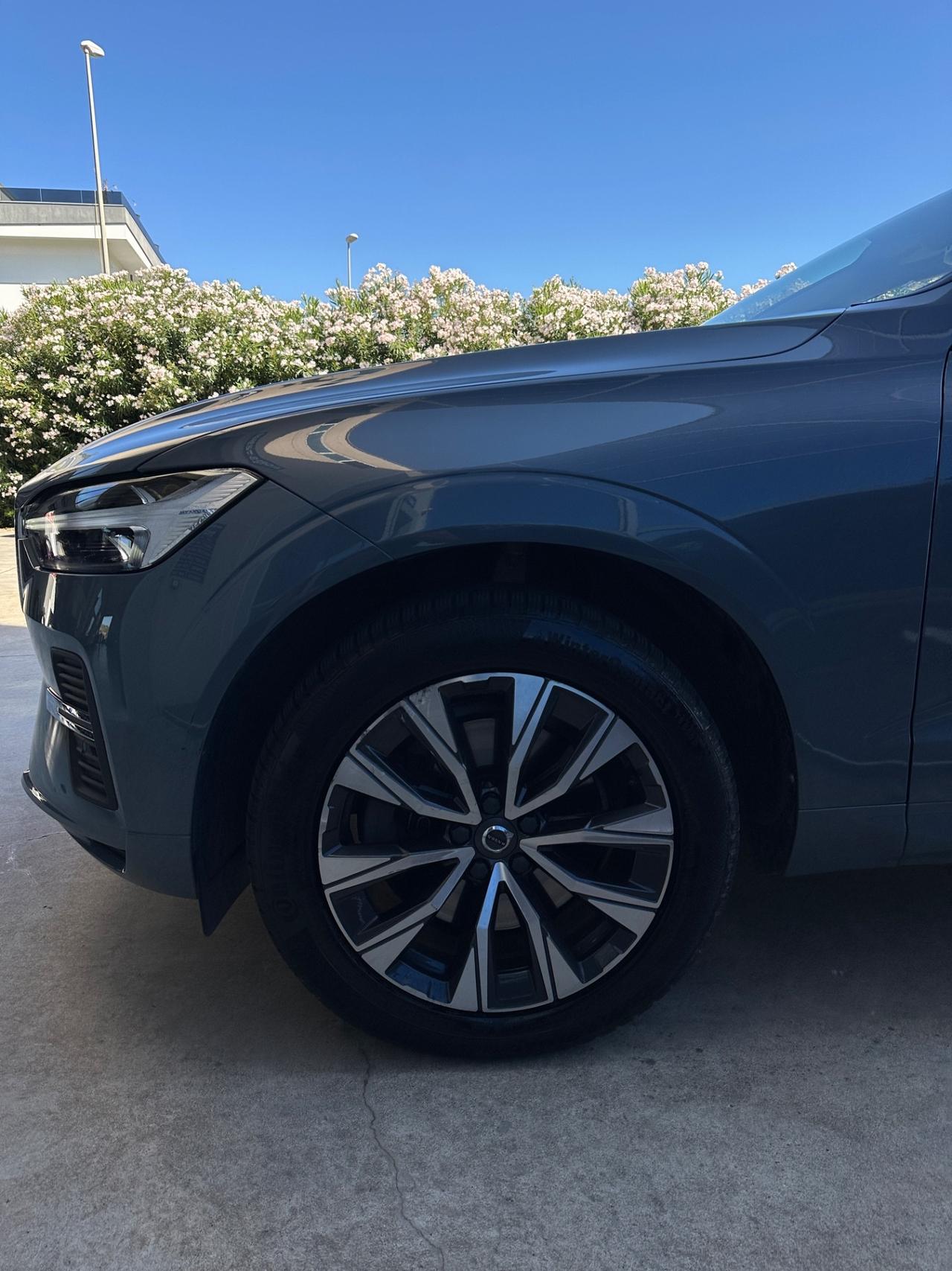 Volvo XC 60 XC60 B4 (d) AWD Geartronic Momentum