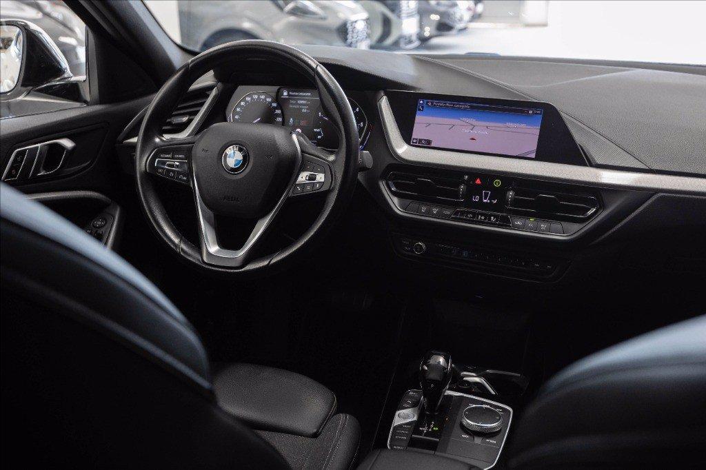 BMW 116d Advantage auto del 2021