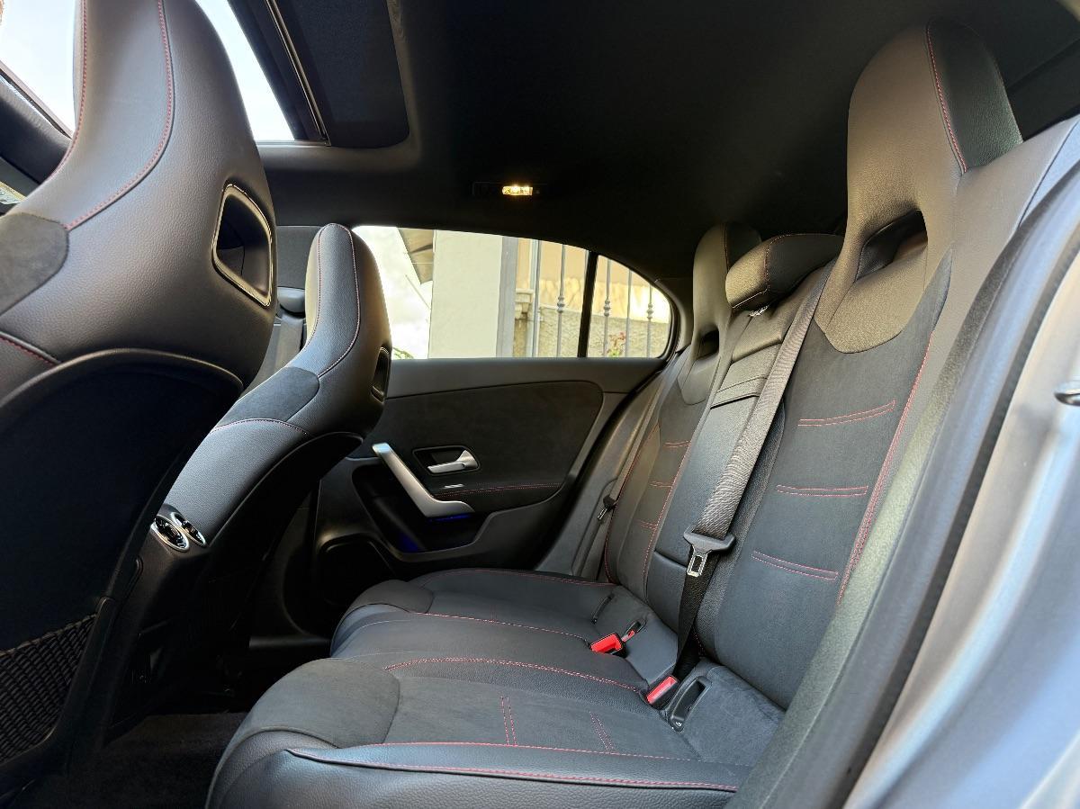 Mercedes Classe A 200d 150CV Premium AMG Night Edition