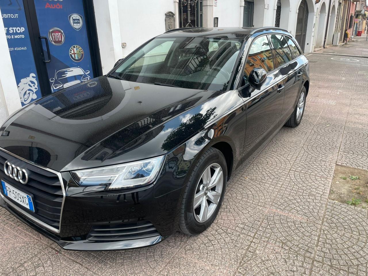 Audi A4 Avant 2.0 TDI 190 CV ultra S tronic Design