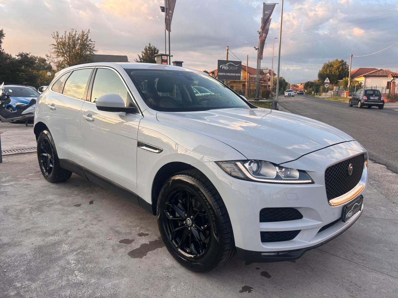 Jaguar F-Pace 2.0 D 180 CV AWD aut. Prestige