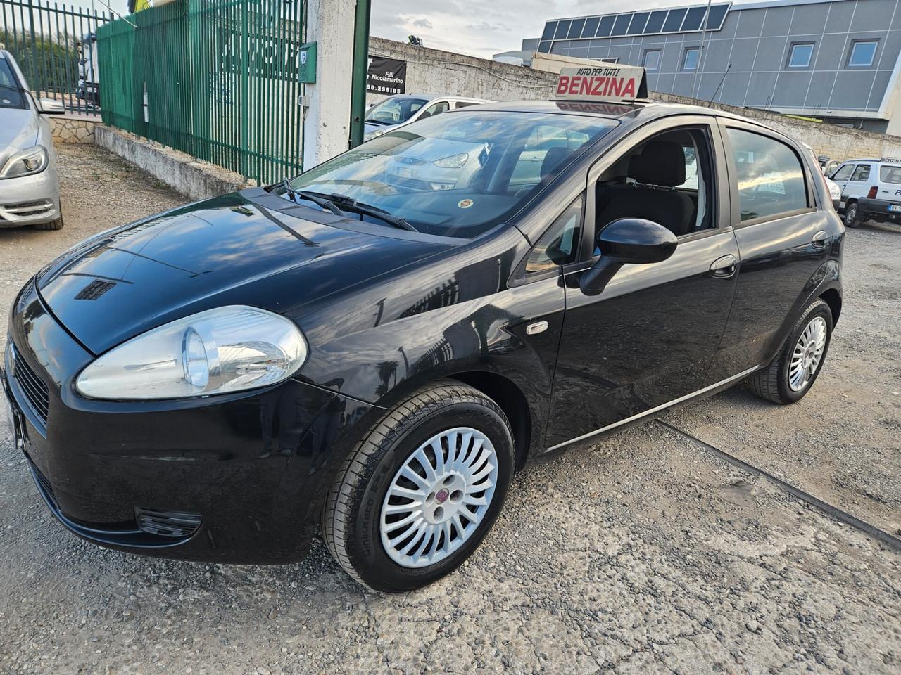 Fiat Grande Punto 1.4 GANCIO TRAINO/GPL