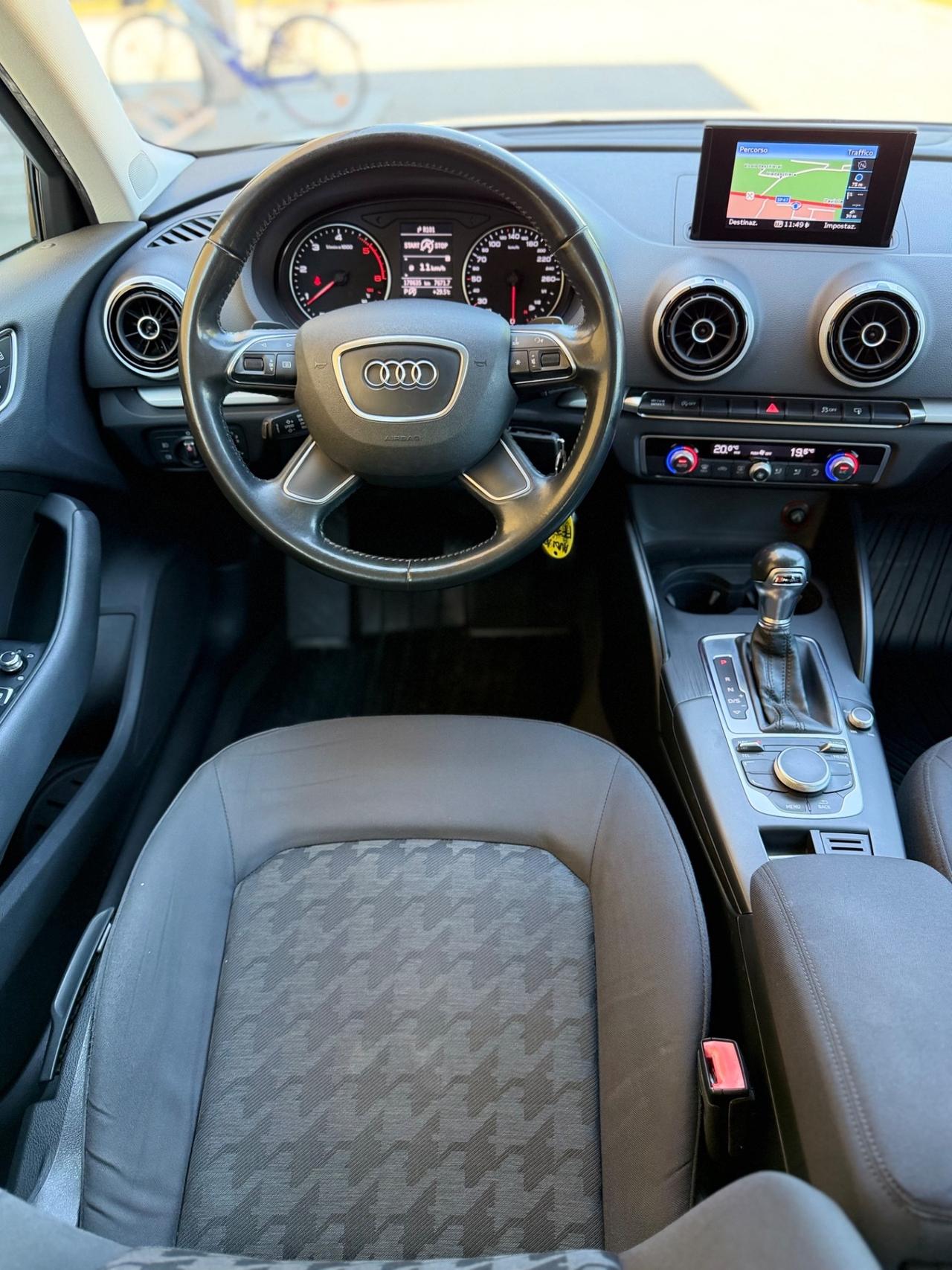 Audi A3 1.6 TDI S tronic