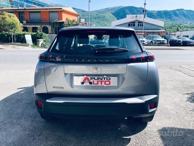 Peugeot 2008 1.2 100 cv S&S 33MILA KM