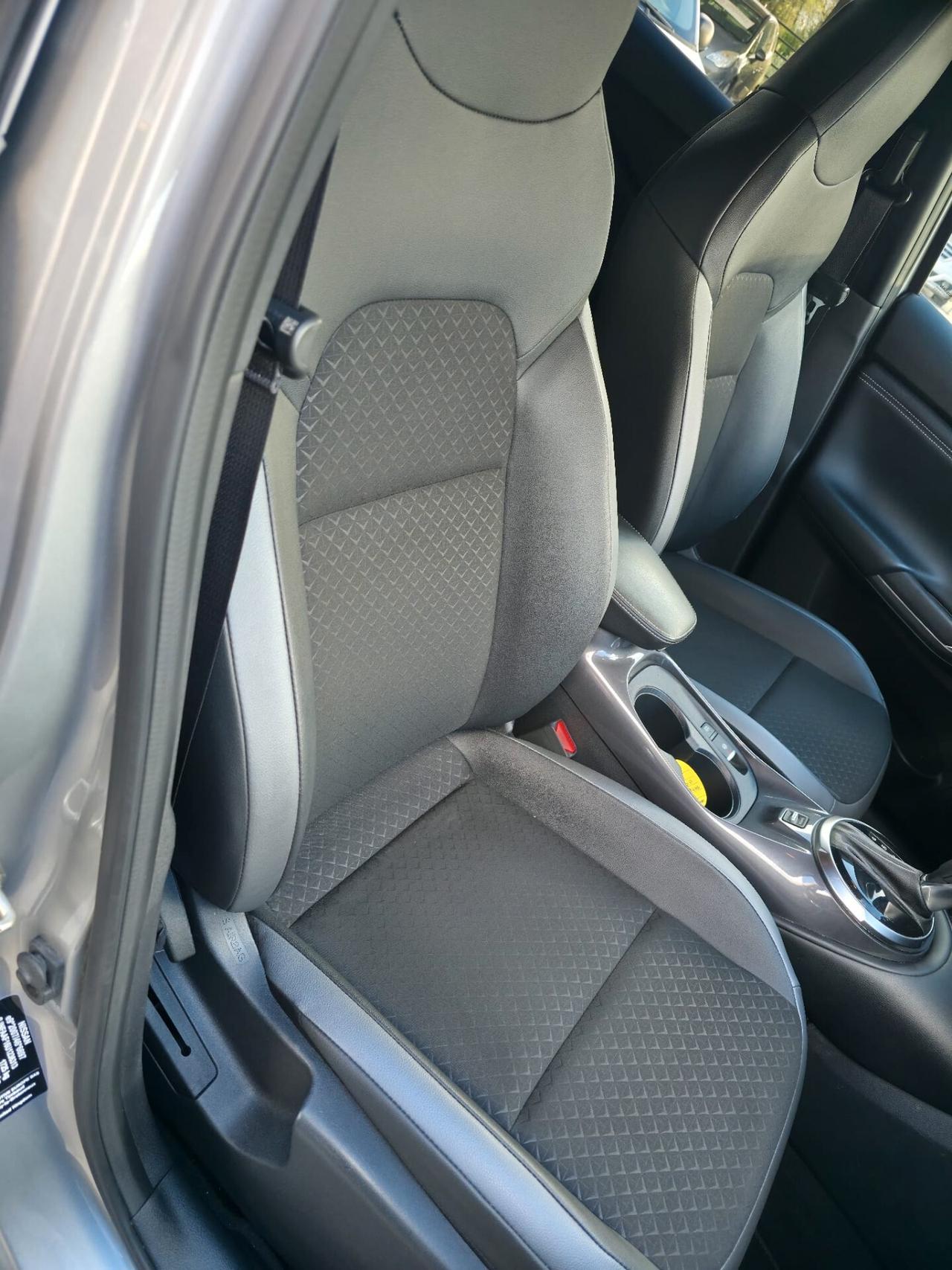 Nissan Juke 1.0 DIG-T 114 CV DCT Tekna