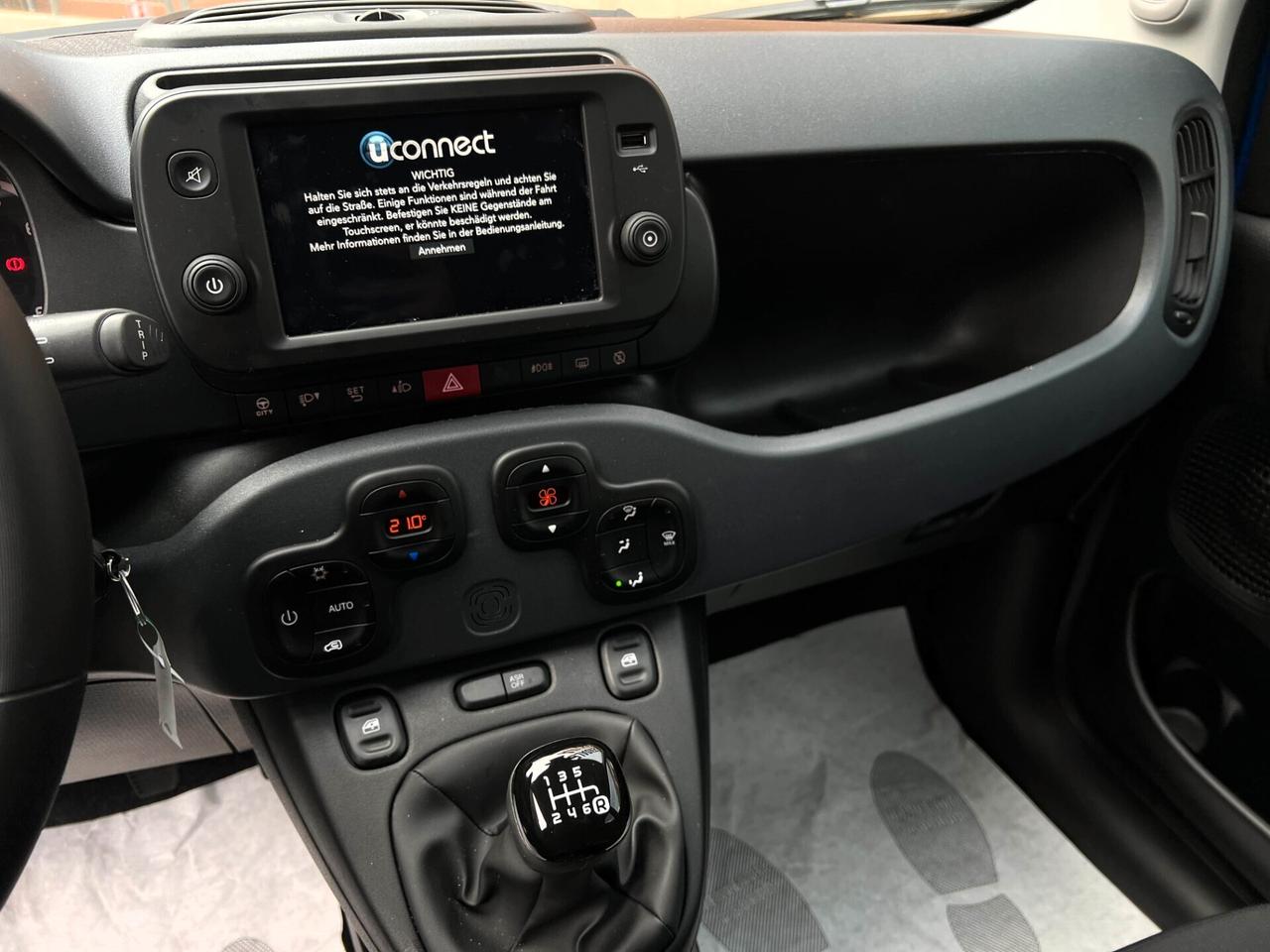Fiat Panda 1.0 FireFly S&S Hybrid City Cross Look