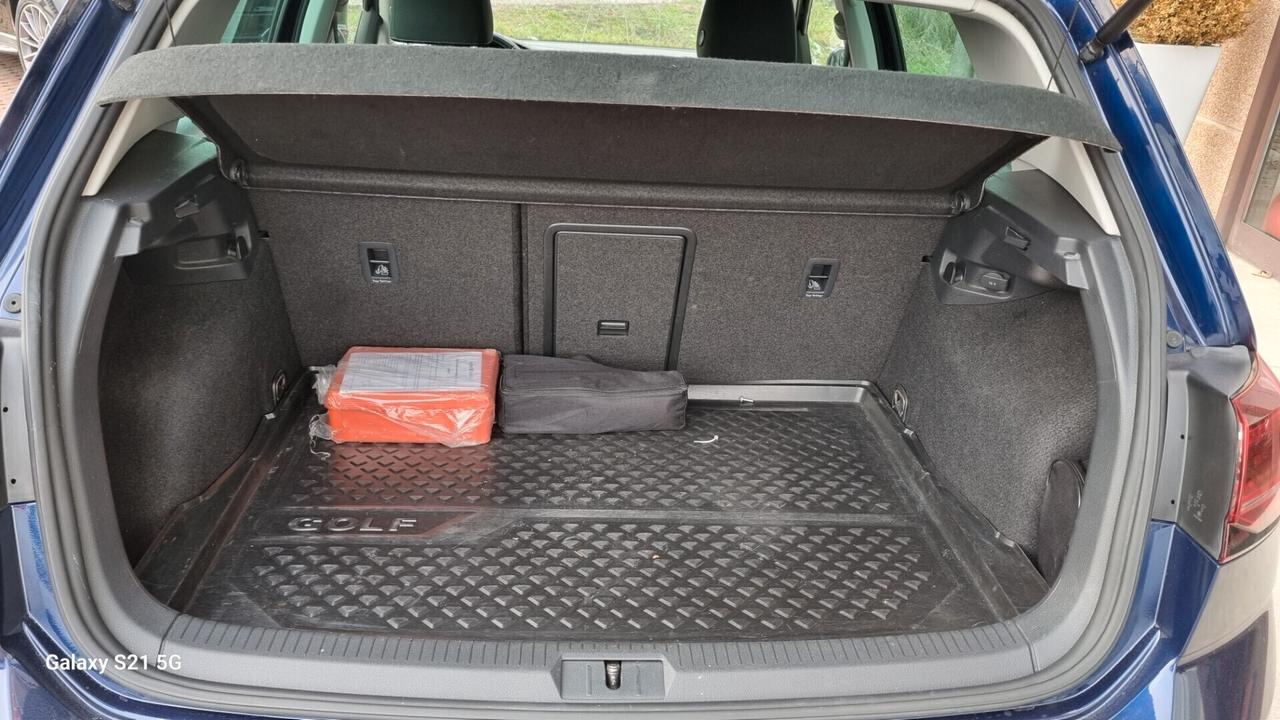 Volkswagen Golf 5p 1.5 tgi Highline BlueMotion 130cv