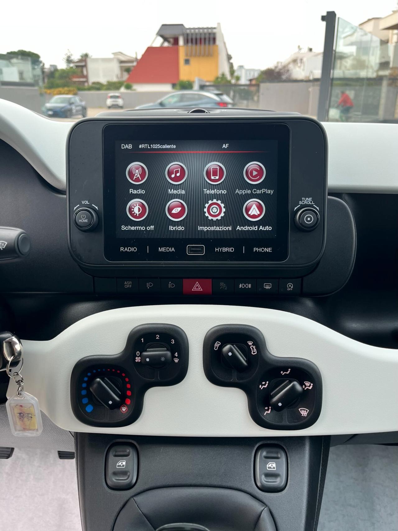 Fiat Panda Cross 1.0 FireFly S&S Hybrid Pandina