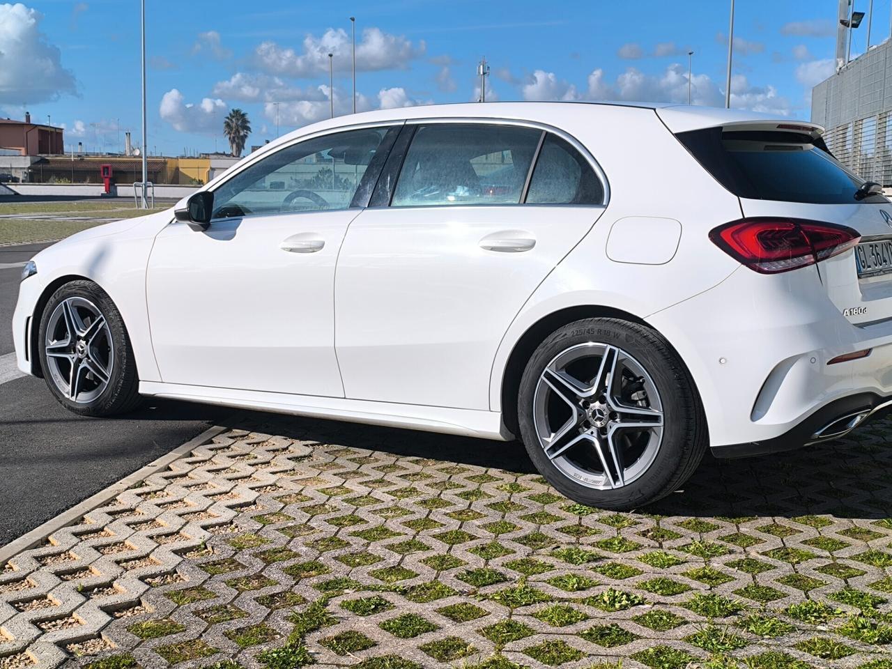 Mercedes-benz A 180 d Automatic AMG Line Premium Plus