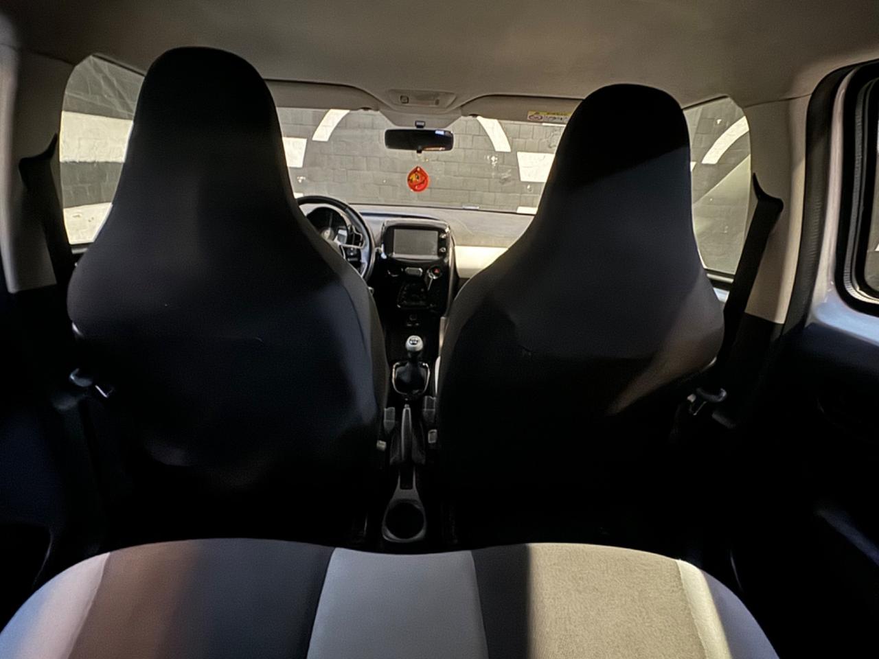 Toyota Aygo 1.0 VVT-i 69 CV 5 porte x-black Tss