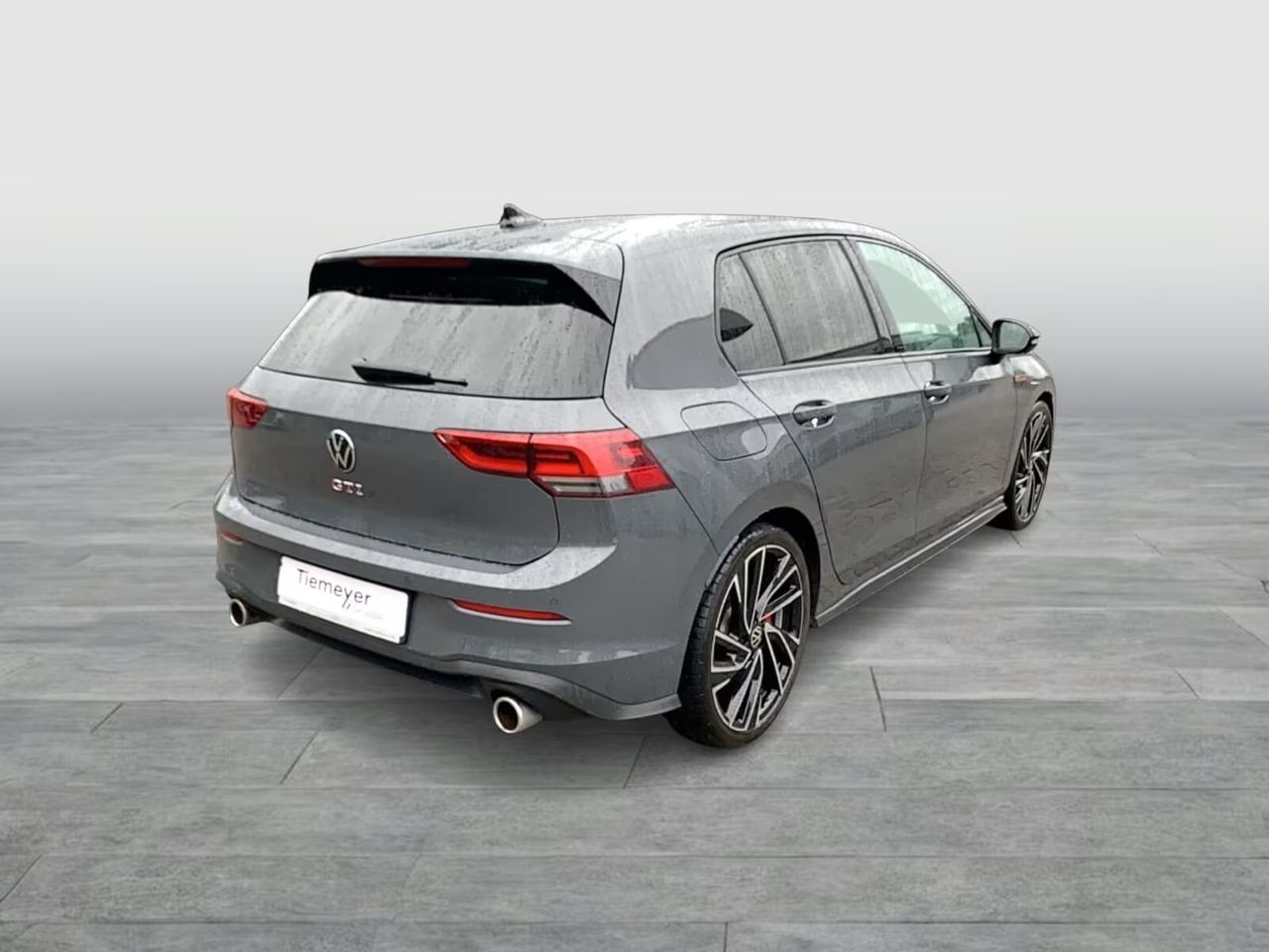 Volkswagen Golf GTI 2.0 TSI DSG FENDI BLACK STYLE LM19 KAMERA