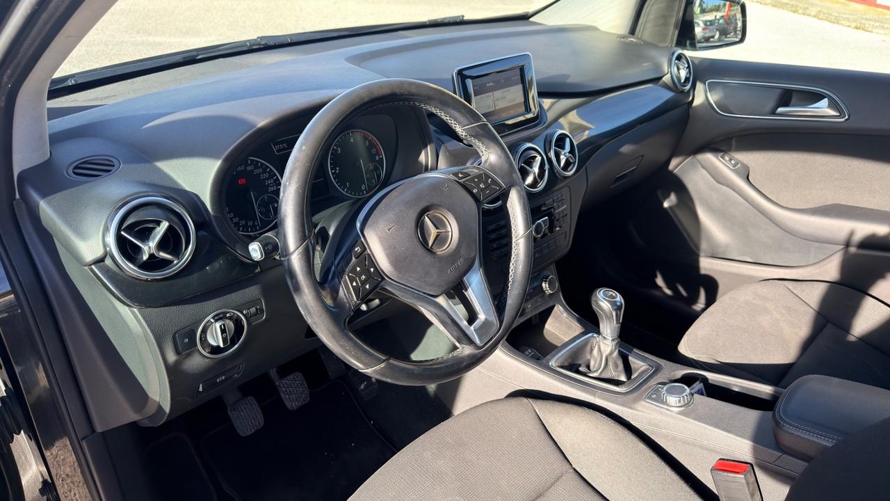 Mercedes-benz B 200 CDI BlueEFFICIENCY Executive