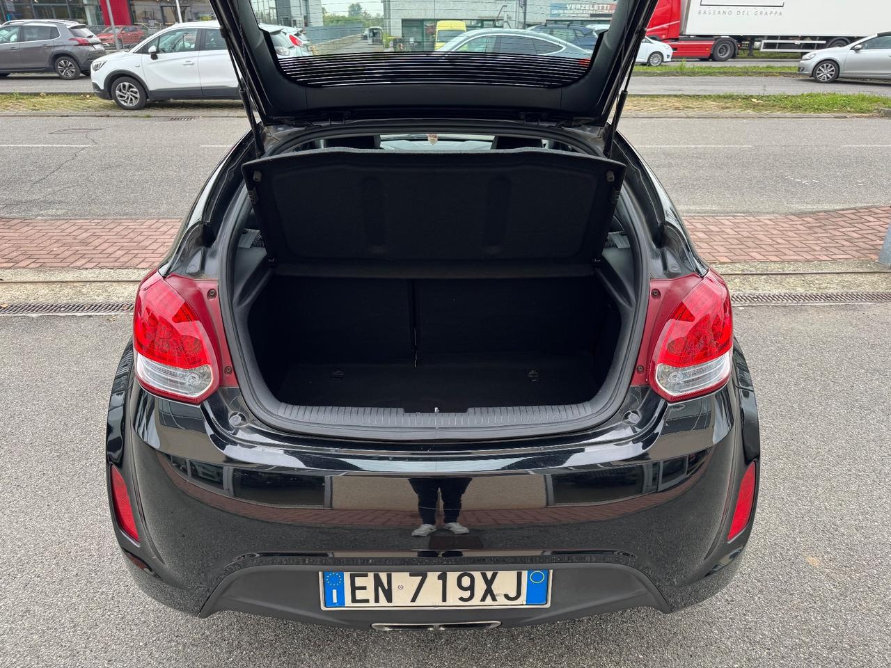 Hyundai Veloster 1.6 Benzina. Euro 5