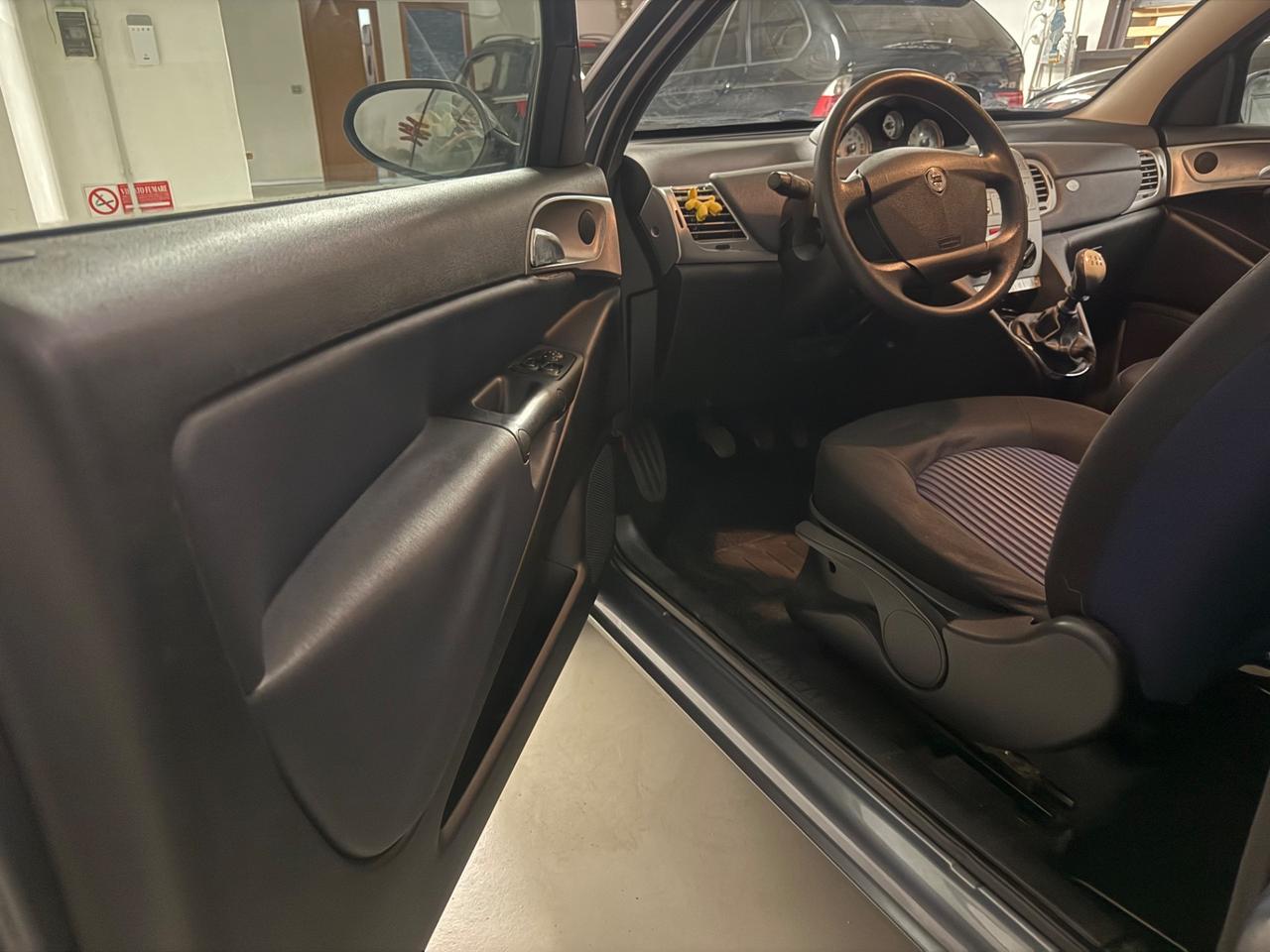 Lancia Ypsilon 1.2 Argento MOTORE RIFATTO