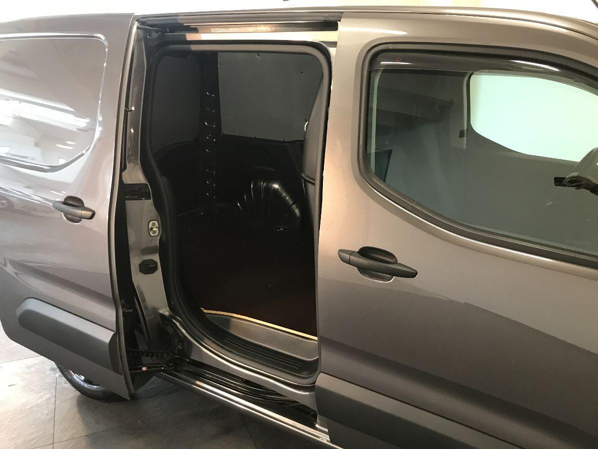 CITROEN BERLINGO VAN 3 POSTI 1.5 130CV BlueHDI