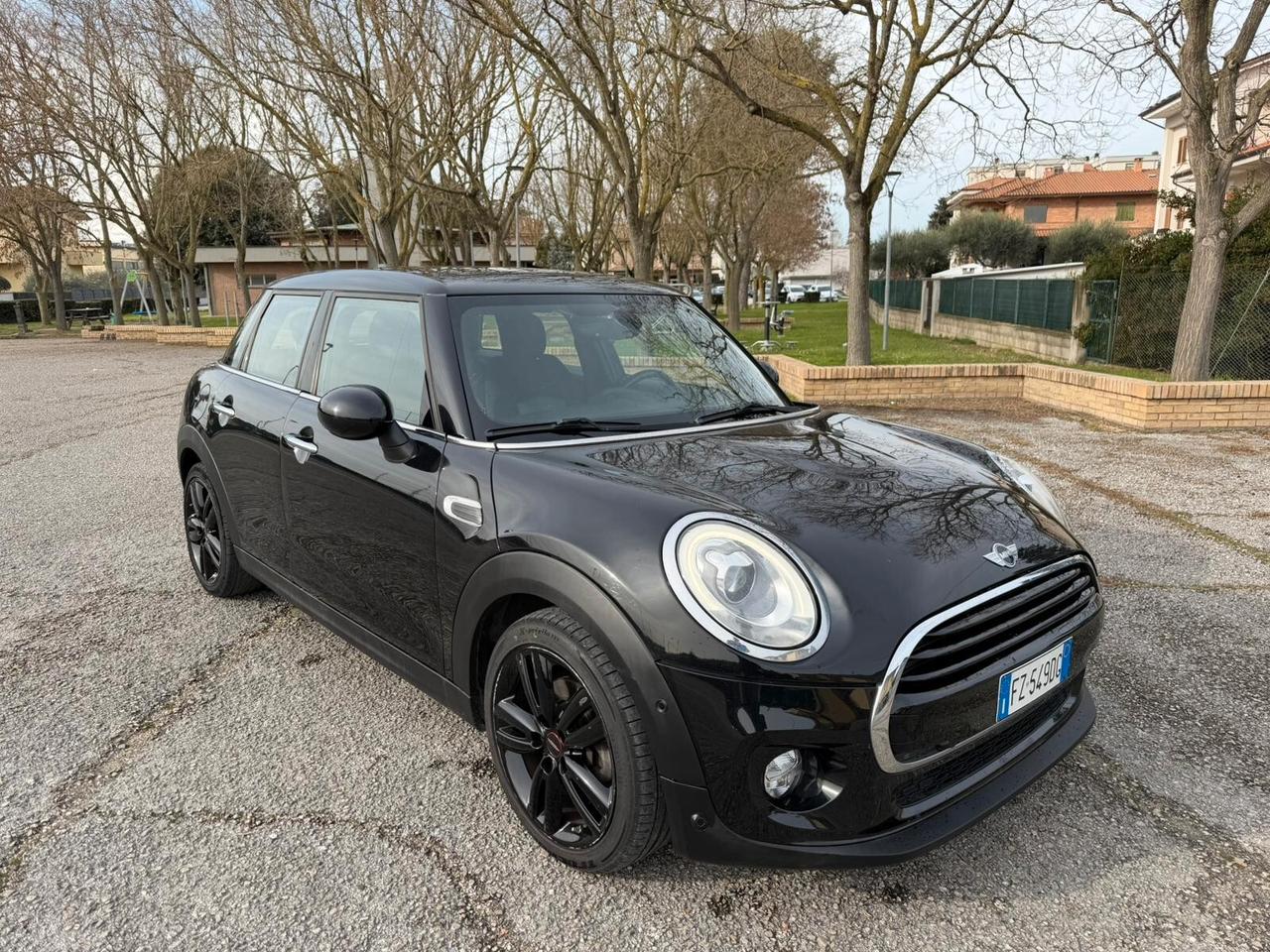 Mini 1.5 Cooper D Hype