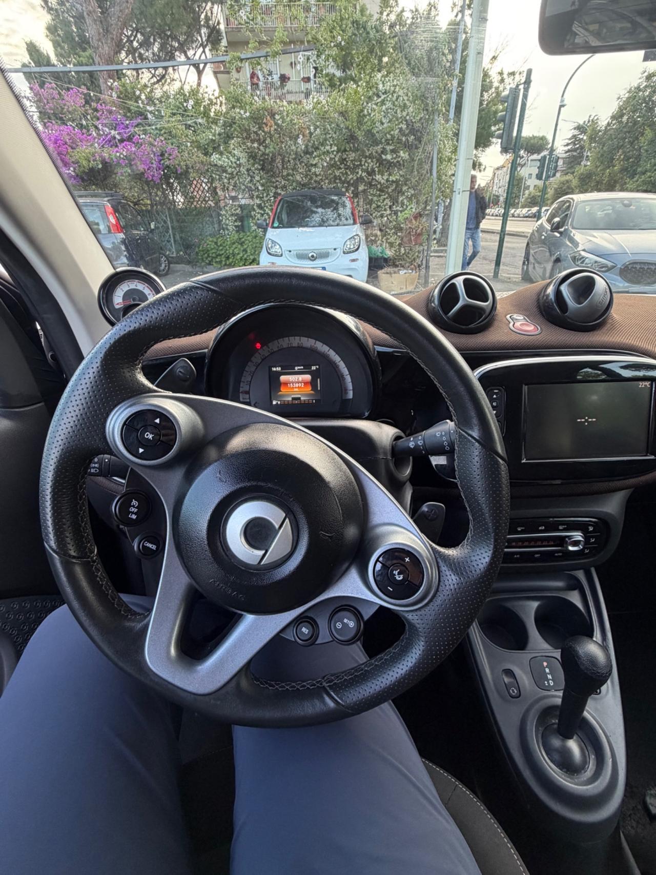 Smart ForTwo 1.0 71cv Coupe C. Automatico Navi motore nuovo