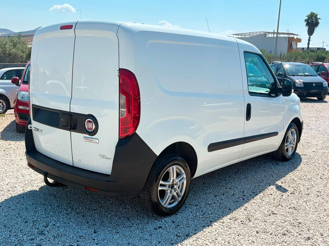 Fiat DOBLO' 3 POSTI CARGO LAMIERATO