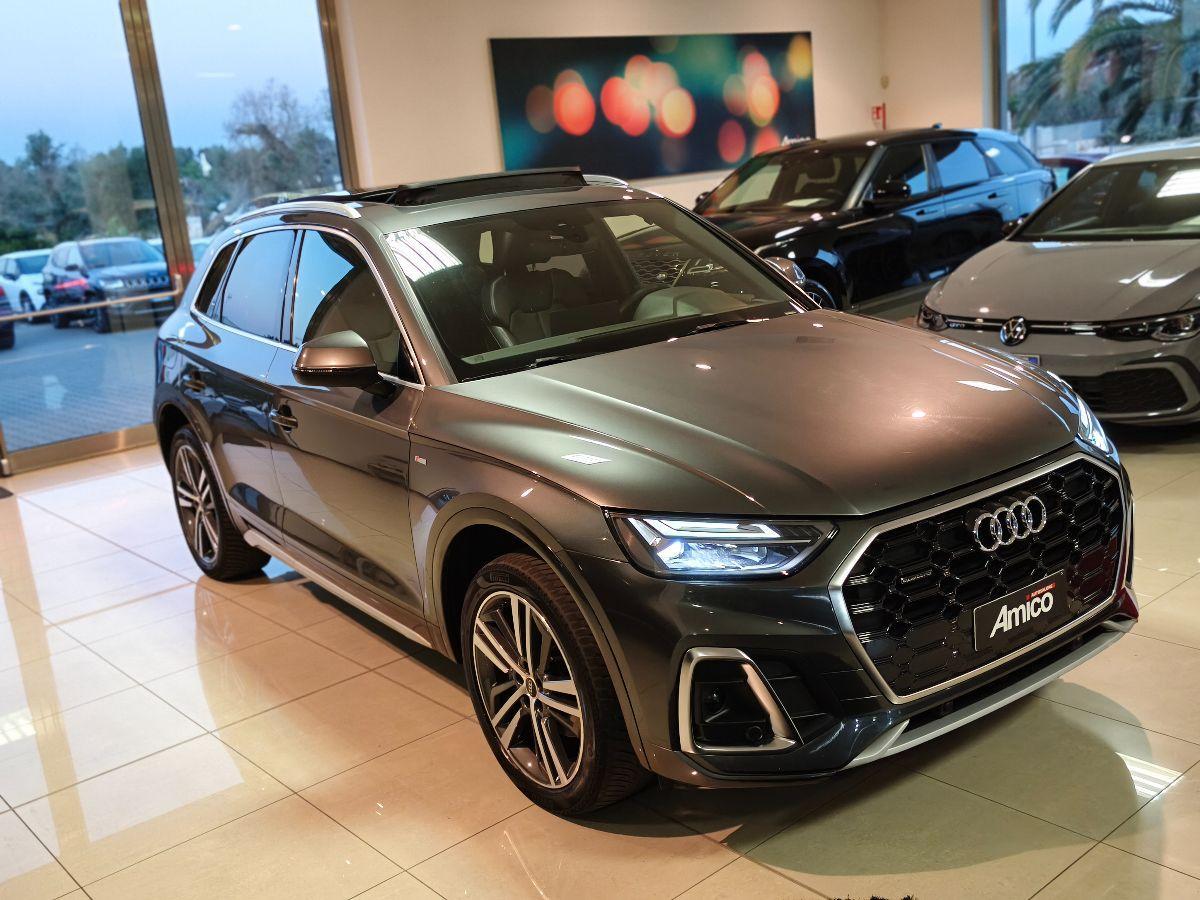 AUDI Q5 2.0 TDI quattro S-tronic S-line+TETTO+luci