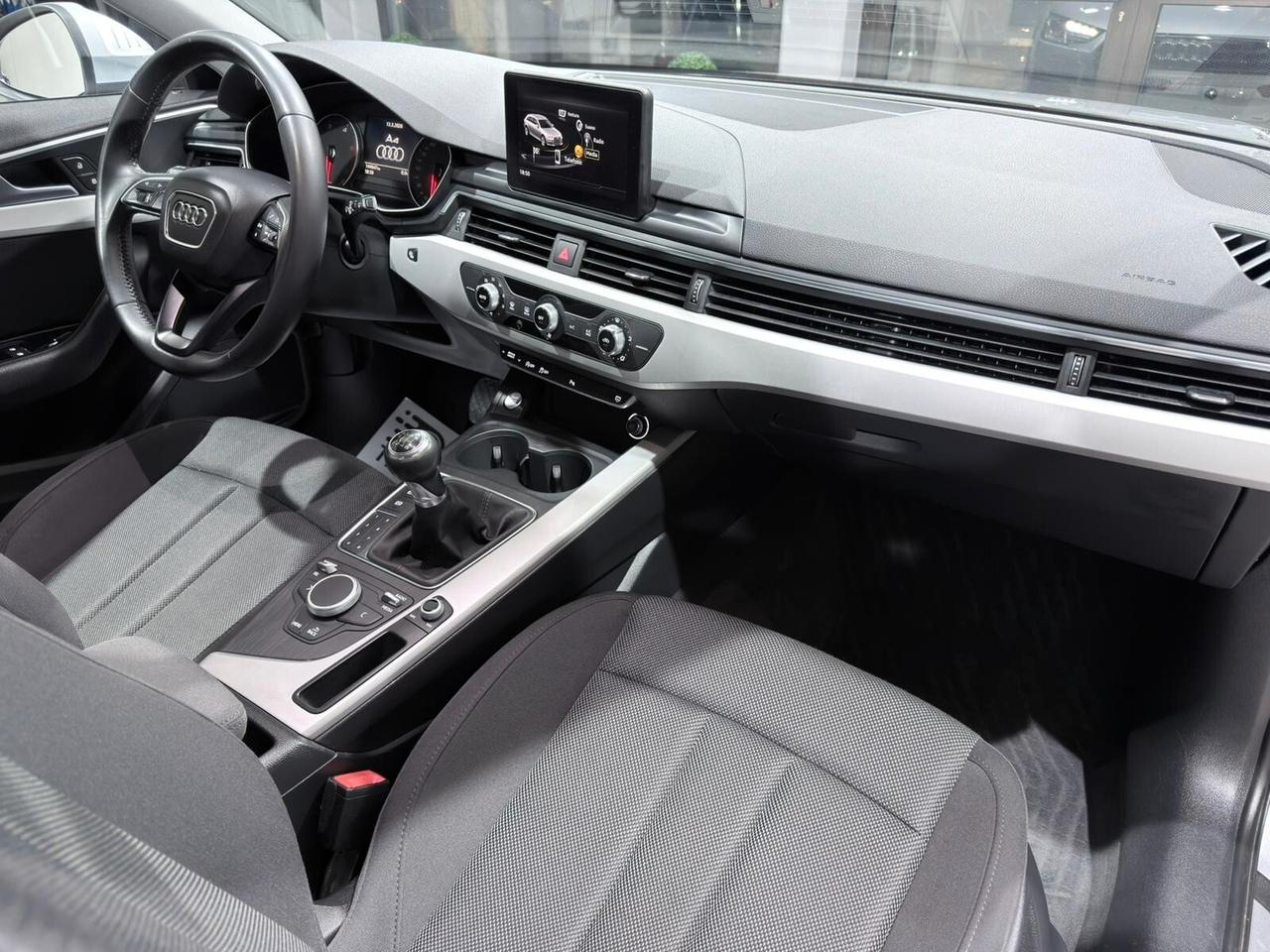 AUDI A4 AVANT 2.0TDI 150cv MANUALE 2016 GANCIO