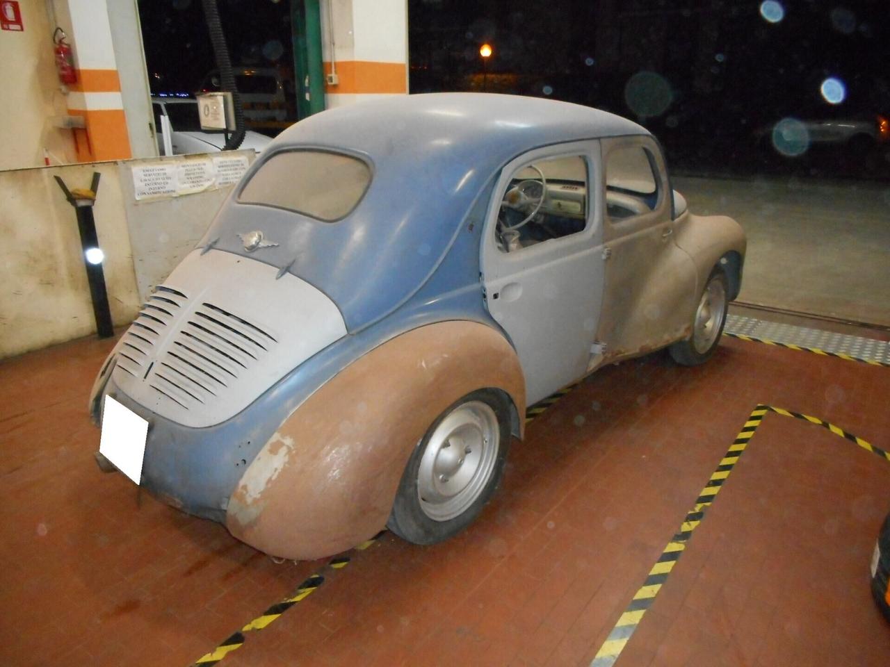 Renault 4 4CV