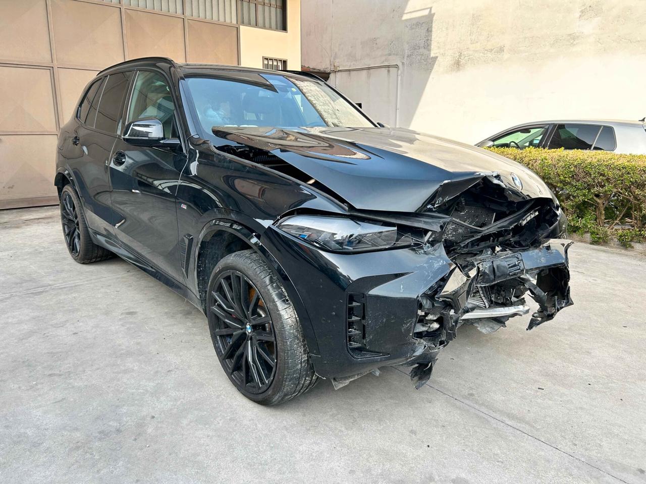 Bmw X5 xDrive30d 48V 285CV Msport - 2025 Incidentata