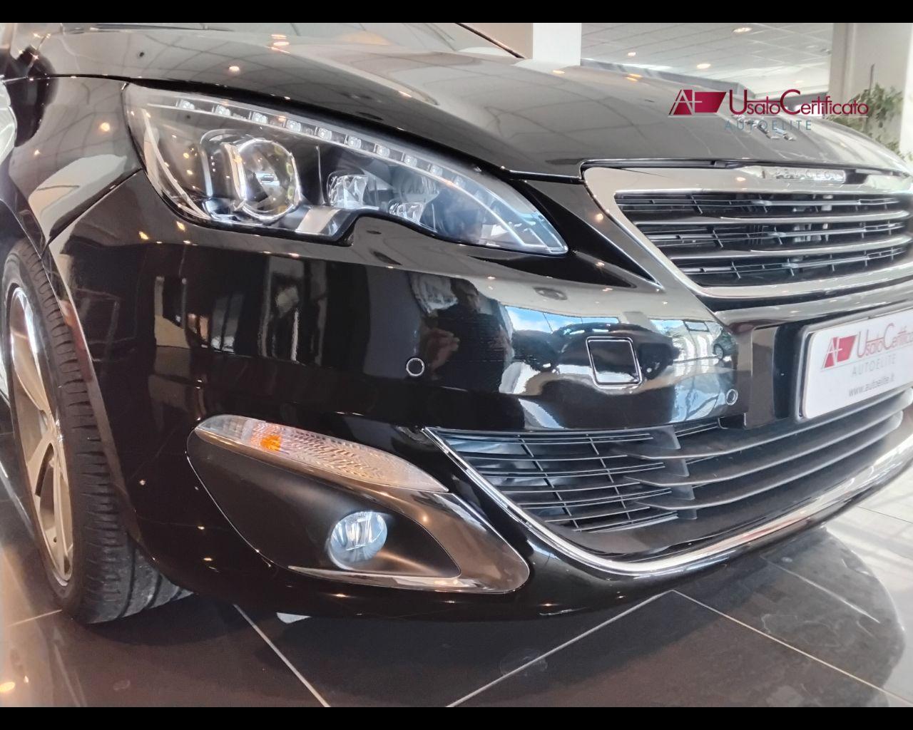 PEUGEOT 308 1.6 e-HDi 115 CV Stop&Start Allure