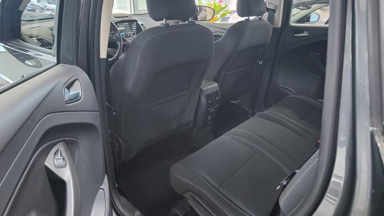 Ford Kuga 2.0 TDCI 150CV 4WD Titanium Powershift Business