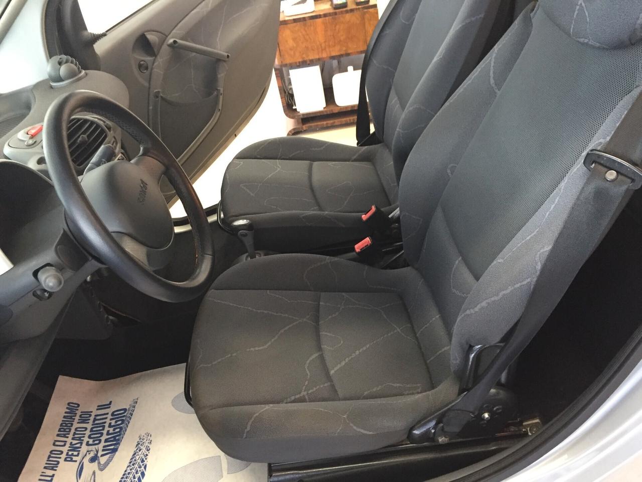 Smart ForTwo 700 coupé passion (45 kW) X NEOPATENTATI