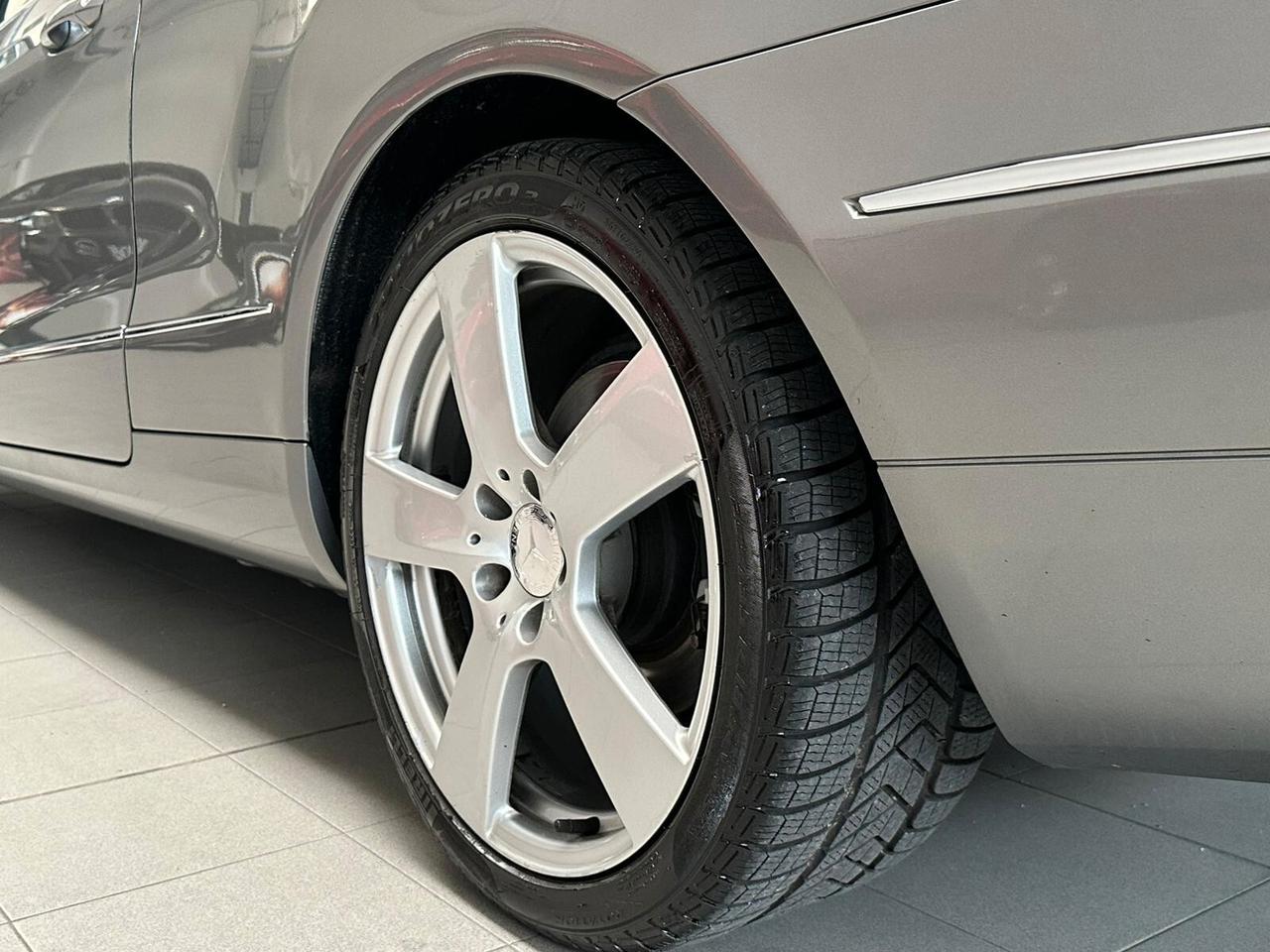 Mercedes-benz E 250 E 250 CDI Coupé BlueEFFICIENCY