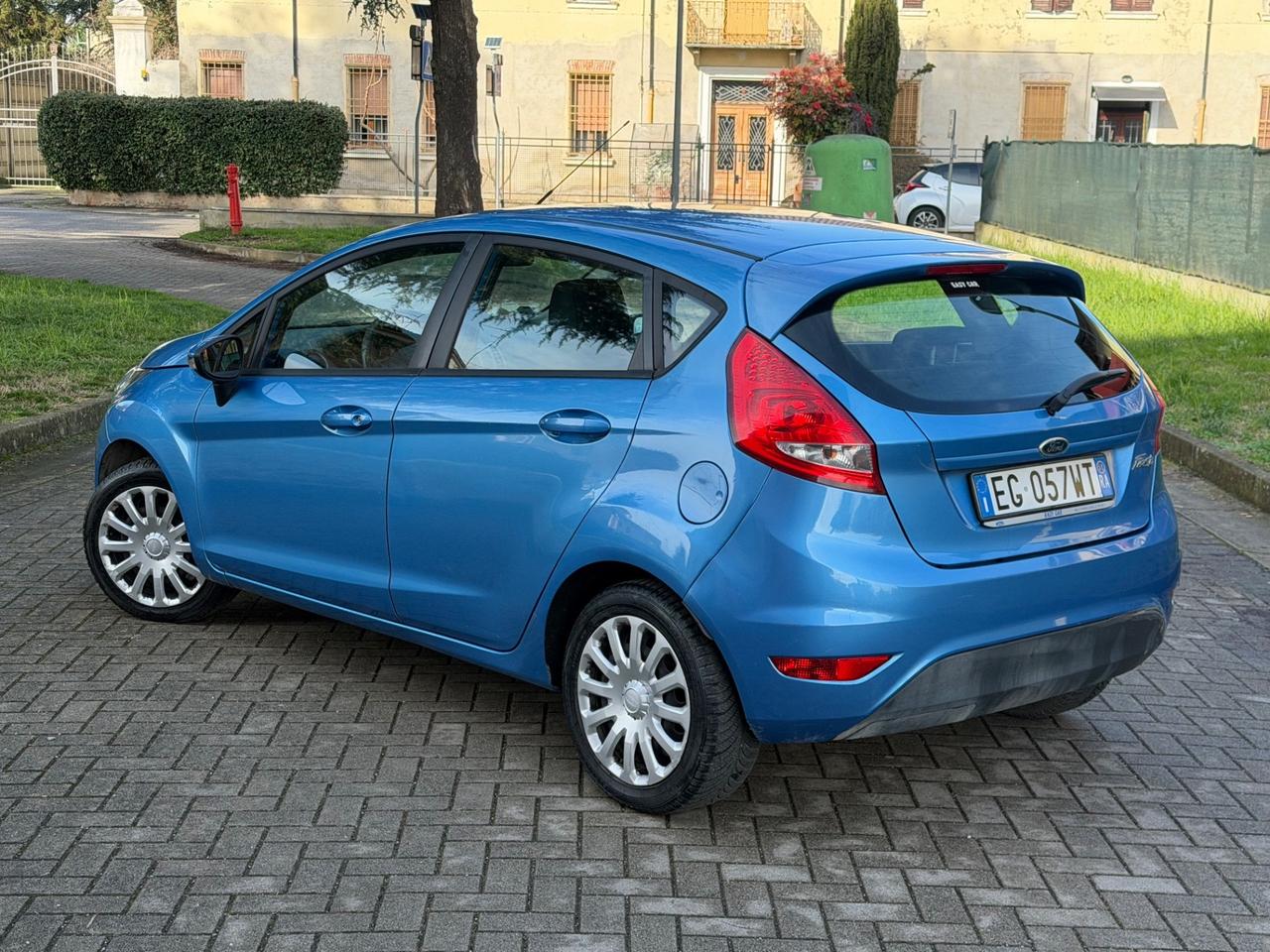Ford Fiesta 1.2 44kw 60cv neopatentati euro 5