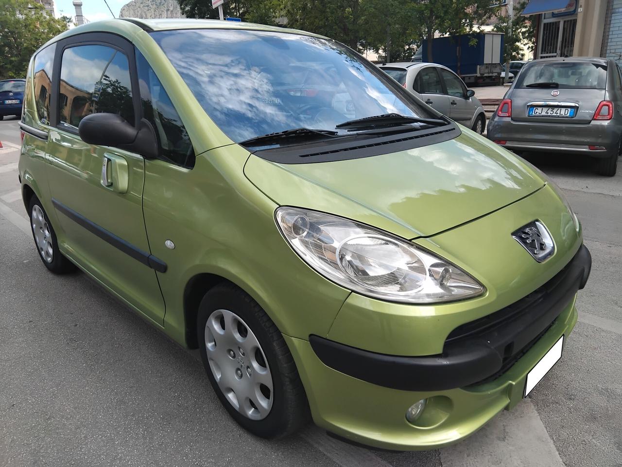 Peugeot 1007 1.4 Sporty 2Tronic