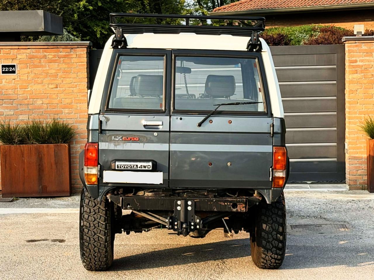 Toyota Land Cruiser 2.4 TD 86CV LX TURBO-8000KM-STORICA!!