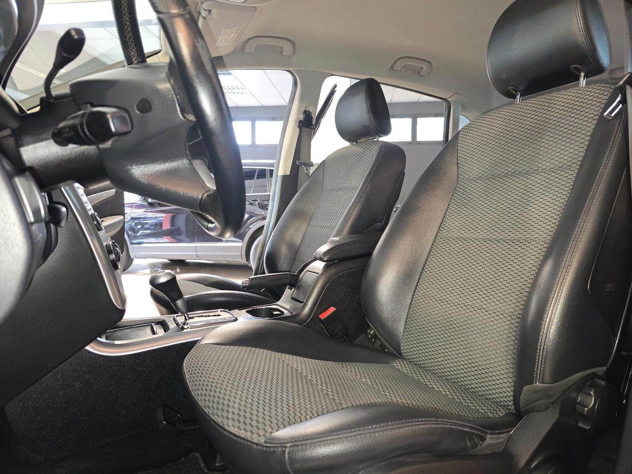 Mercedes-benz B 180 AUTOMATIC
