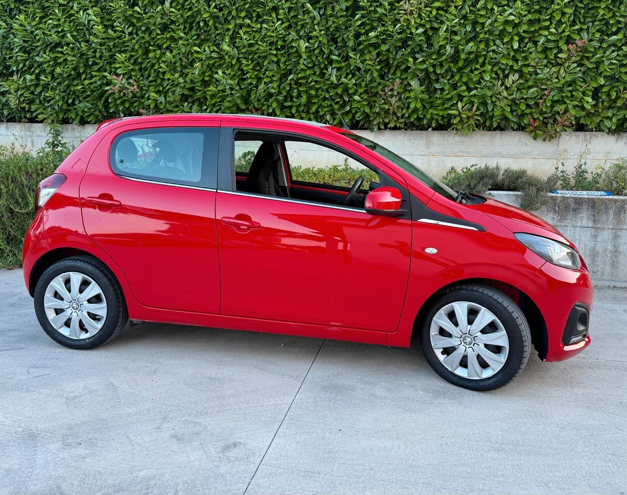 Peugeot 108 Allure Cabrio 70 Cv Adatta neopatentati