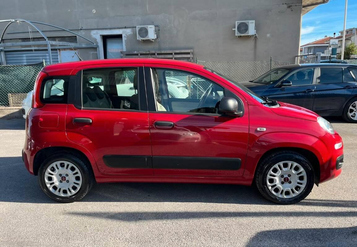 Fiat Panda 1.2 Lounge 69cv E6