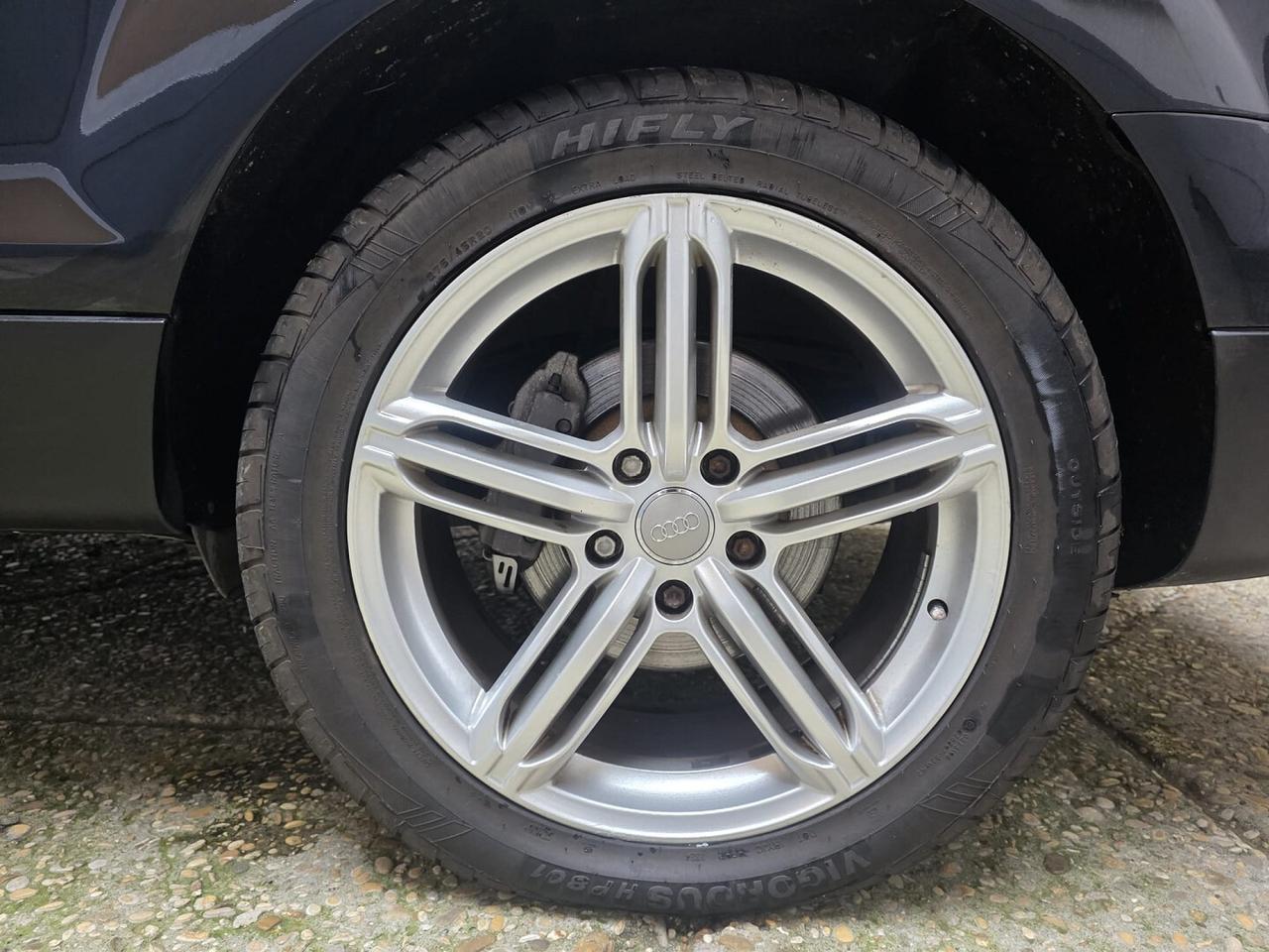 AUDI Q7 3.0 TDi S line- 7 POSTI