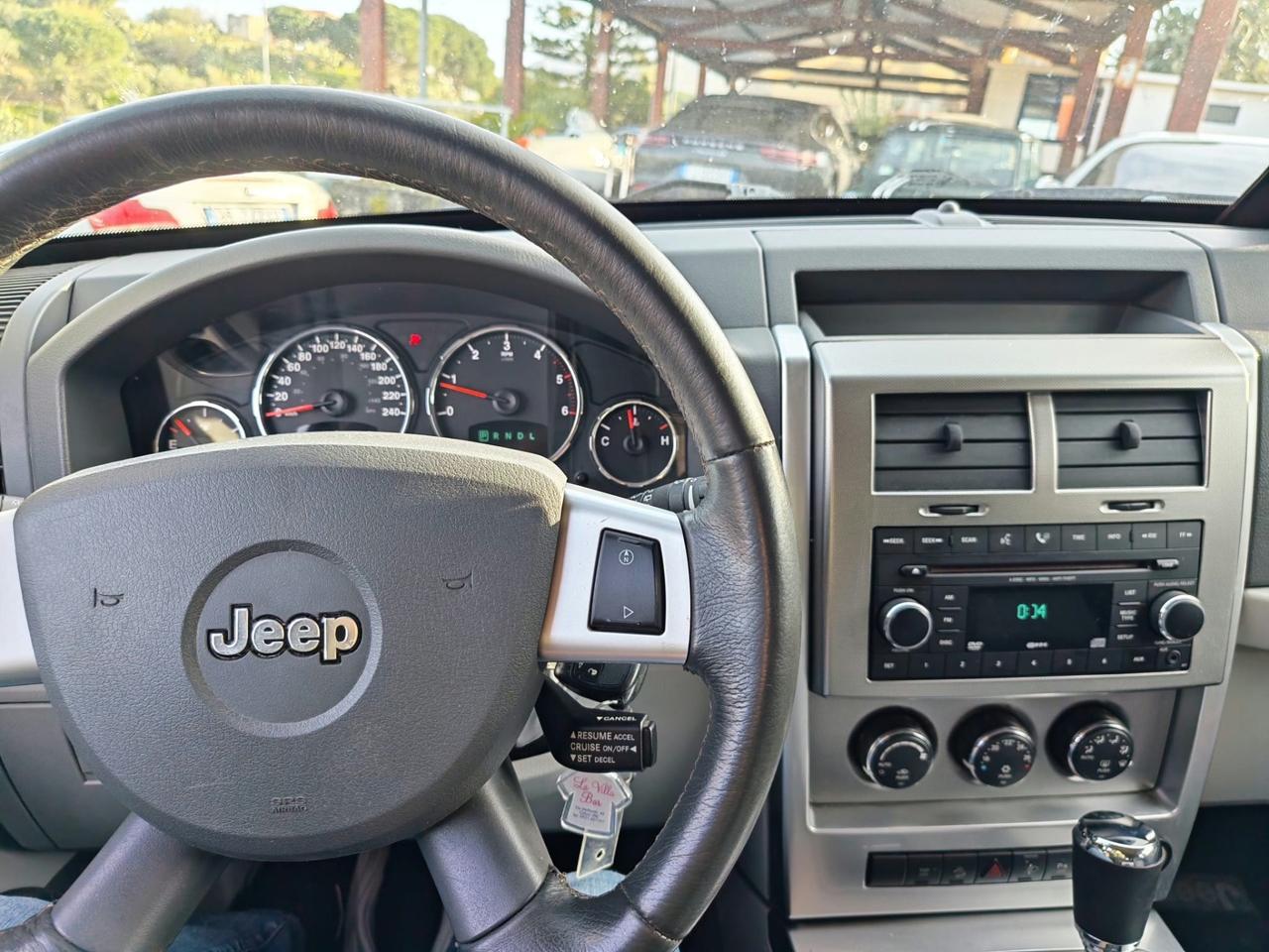 Jeep Cherokee 2.8 CRD DPF Limited Auto