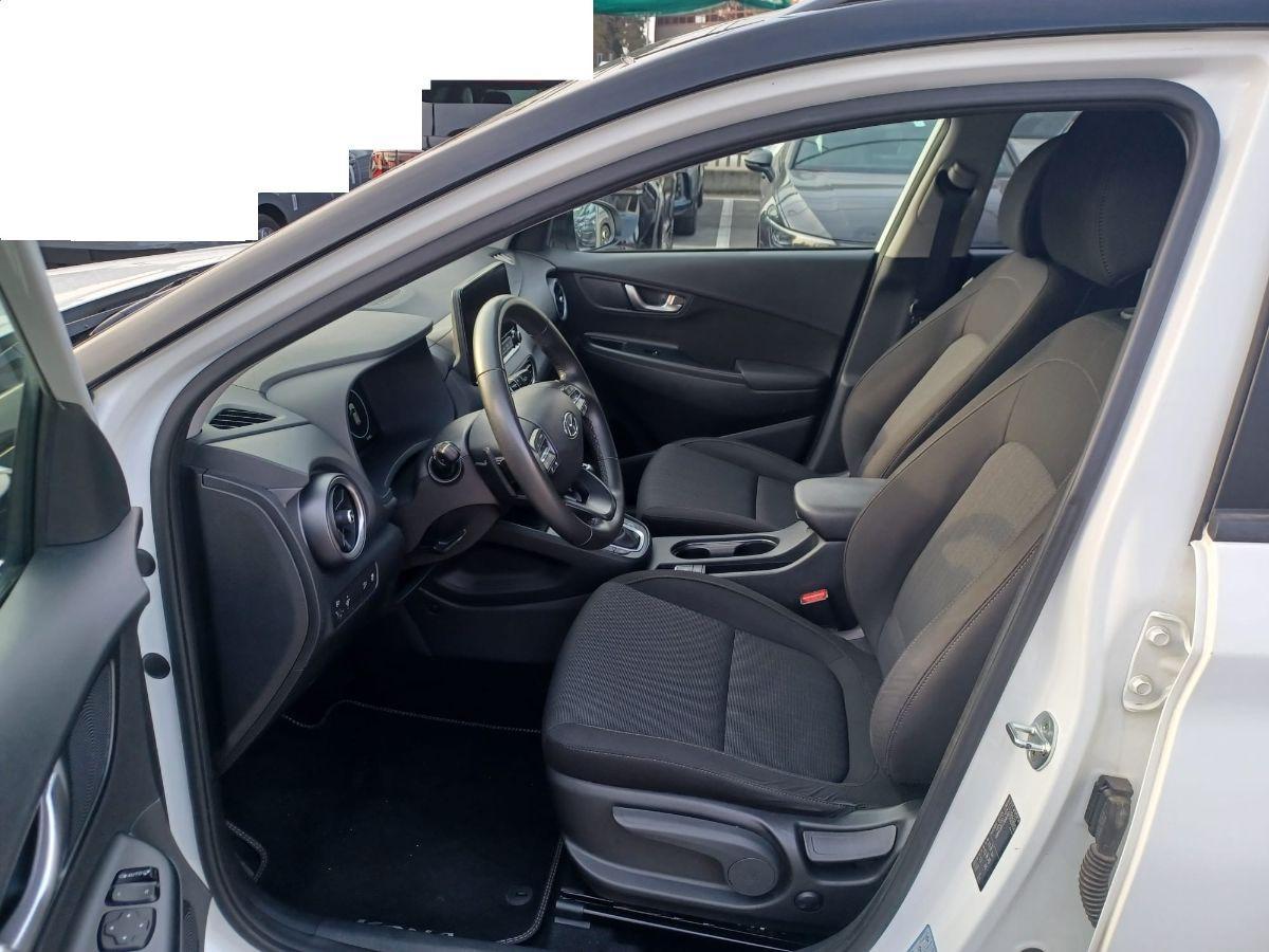 HYUNDAI Kona 1.6 CRDI Hybrid 48V DCT XLine Safety Pack 136 C.V.